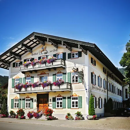 Zur Post Hotel 3*